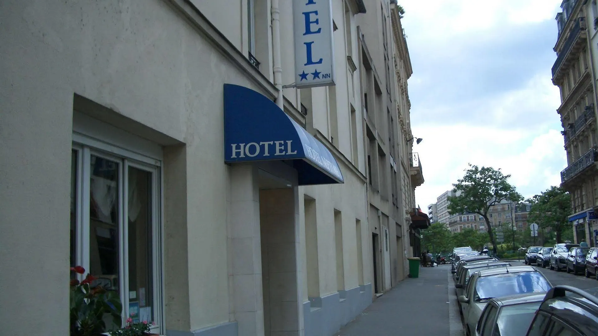 Neptune Place D'italie Hotel 2*
